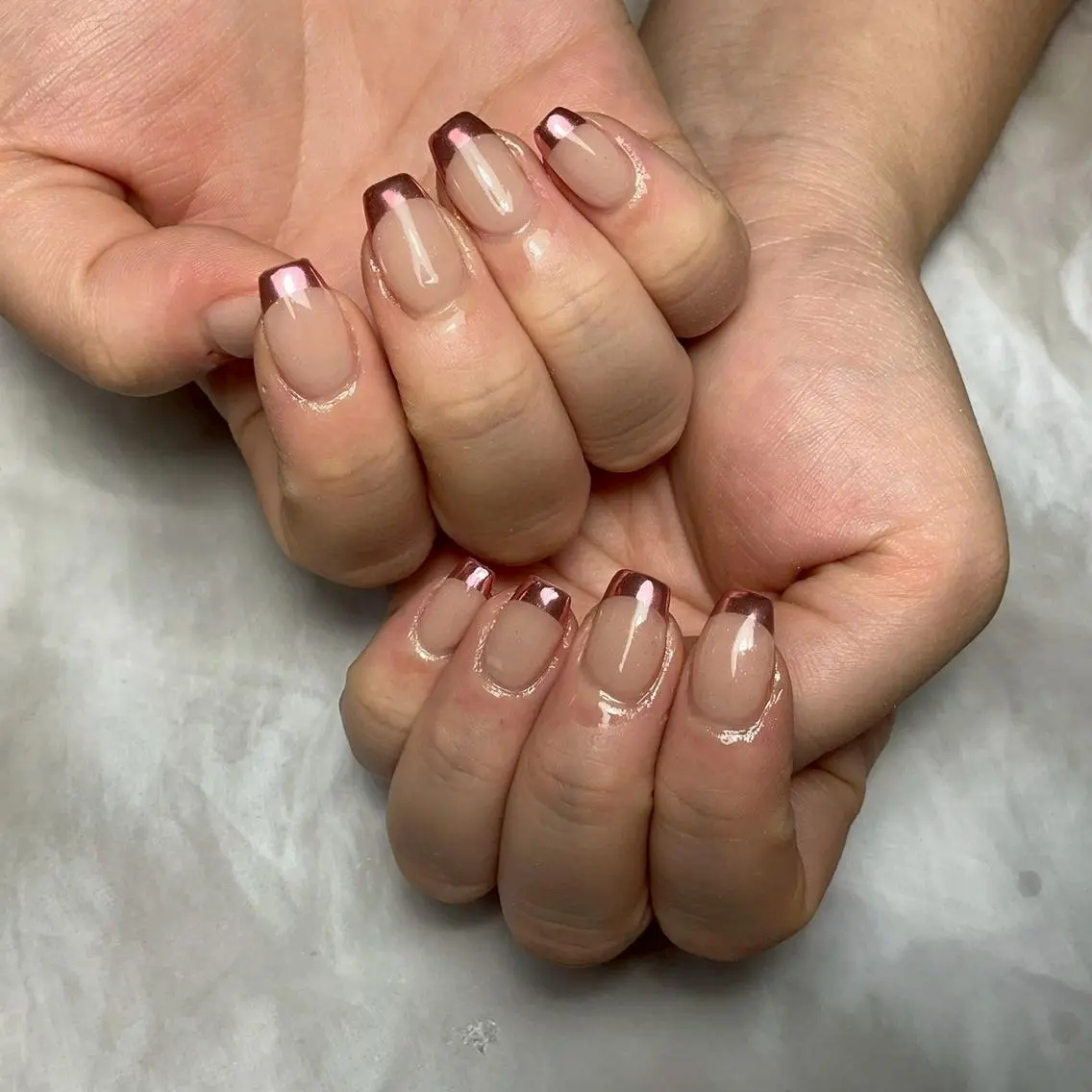 自爪🎀ミラーフレンチ/グラデーション（ベース色付き）　オフなしの写真