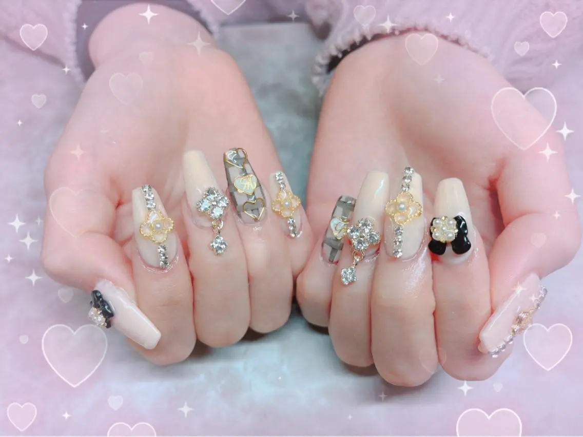 ネイル ハンドネイル Piacere 絵美のネイルデザイン