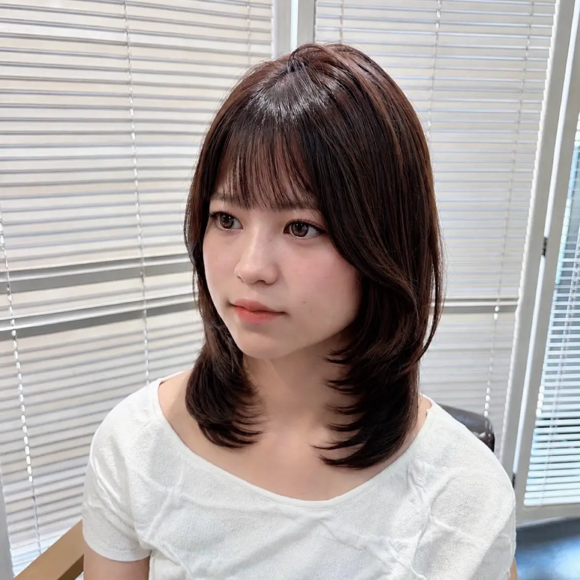 ミディアム ミディアムレイヤー レイヤーカット カット ヘアカラー トリートメント ruen大分駅店/ chitoseのヘアスタイル