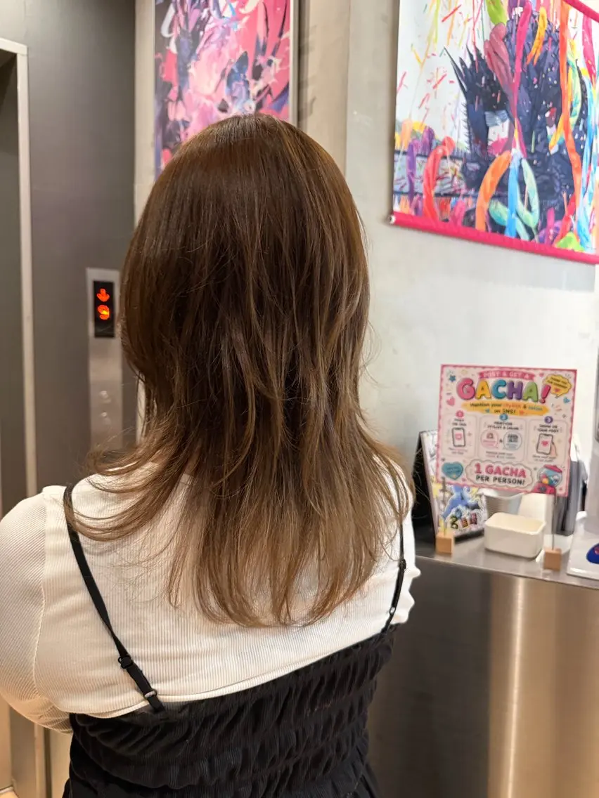 セミロング ハッシュカット 韓国風ヘア カット トリートメント 似合わせカット/ デザインカラー🦄のヘアスタイル