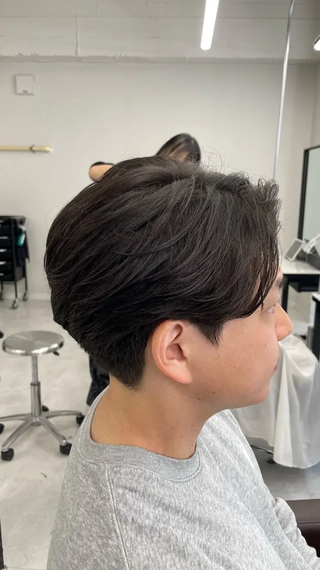 ミディアム パーマ メンズ カット パーマ メンズ特化AMITY SHINGOのヘアスタイル