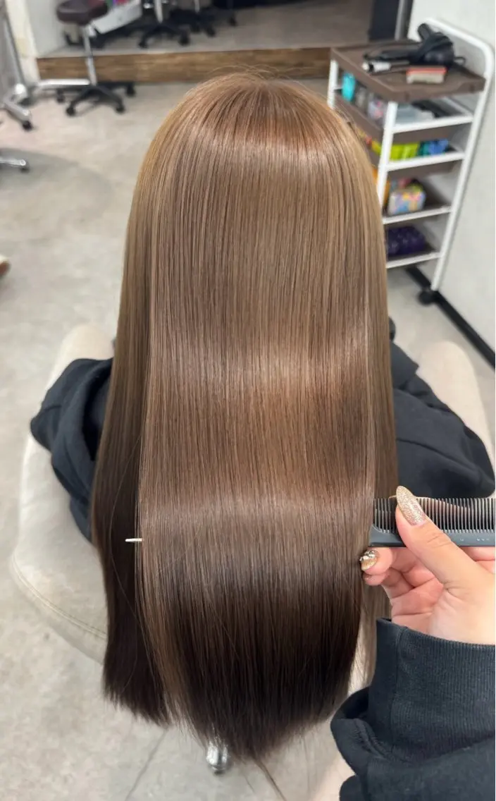 ロング アッシュ レイヤー/美髪カラー 🫧名古屋YURIのヘアスタイル