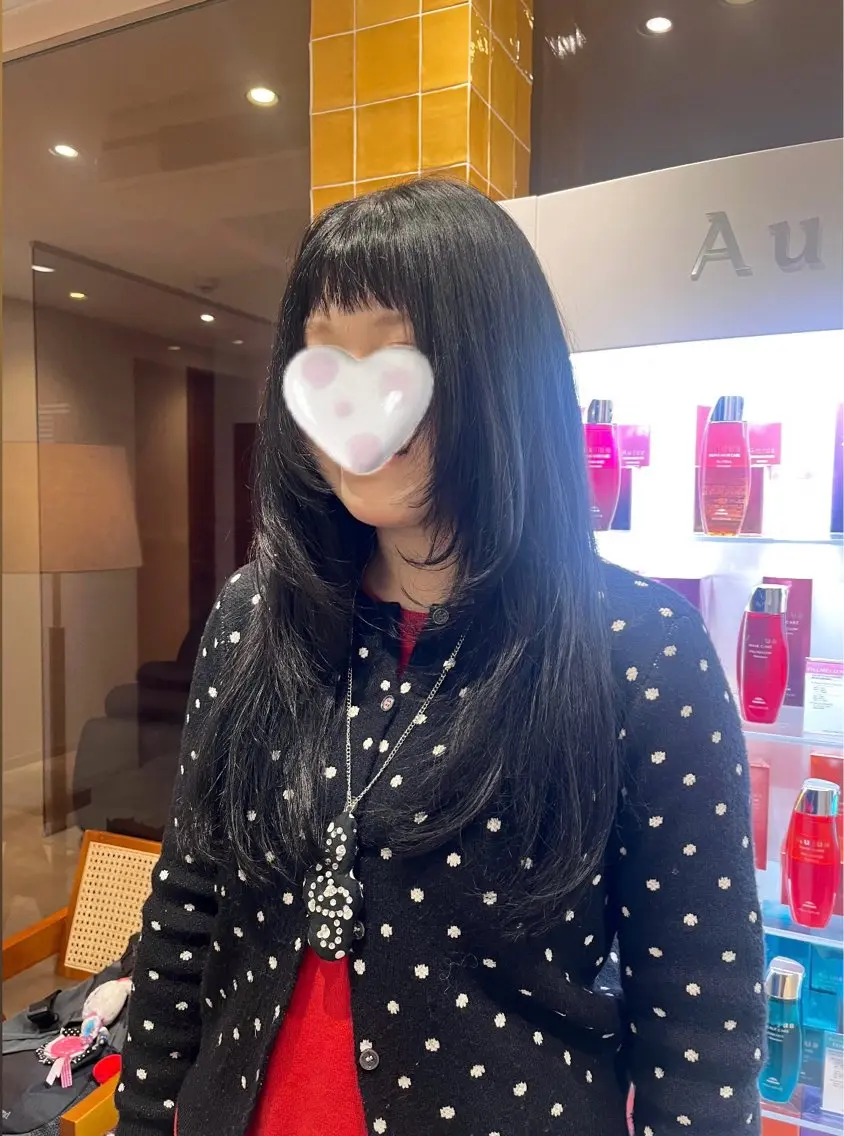 ロング カラー ハッシュカット カット ヘアカラー トリートメント レイヤー🩵透明感 ೀユイ🌙のヘアスタイル