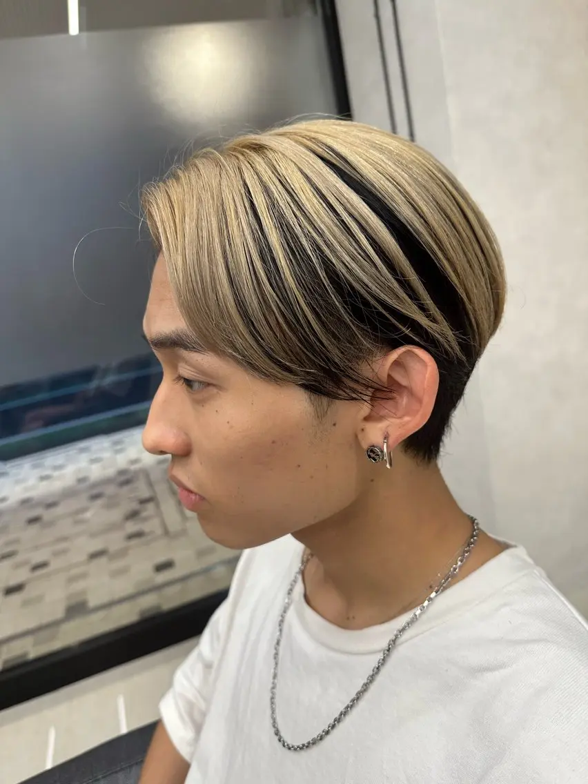 ミディアム カラー メンズ ミディアムパーマ メンズブリーチ メンズパーマ 波巻きパーマ ブリーチ 💈メンズ特化 美容師サキ💈のヘアスタイル