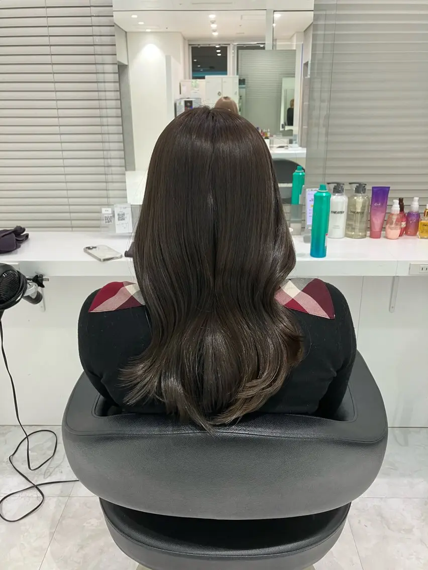 セミロング カラー ヘアアレンジ 💓色落ちまで綺麗な 垢抜けカラー💓のヘアスタイル