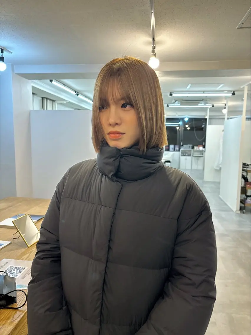 ショート カラー ベージュカラー ミルクティーベージュ 南堀江レイヤーカット MIKU🍒のヘアスタイル