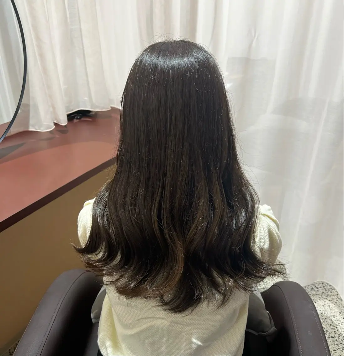 セミロング HINA / YOKEのヘアスタイル