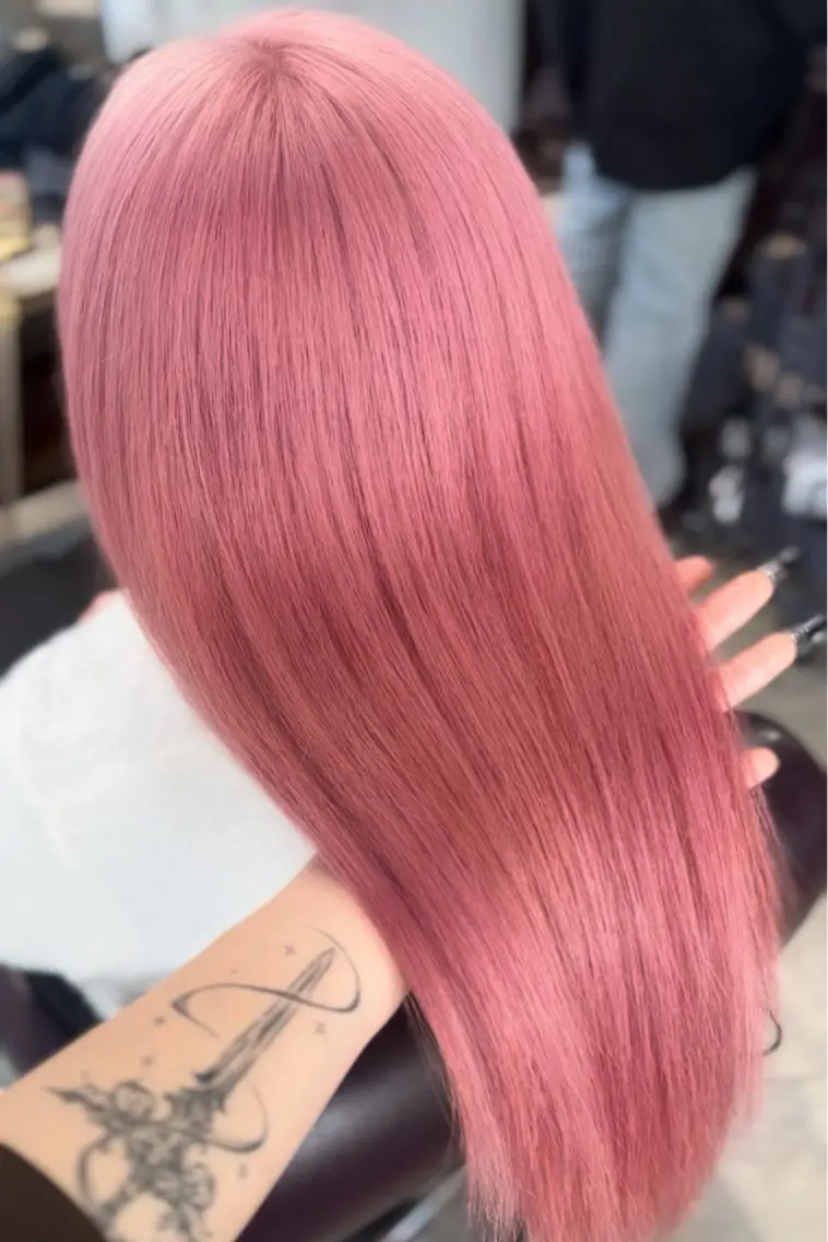 ロング カラー 🎀ハイトーン・艶 カラー HANA🎀のヘアスタイル