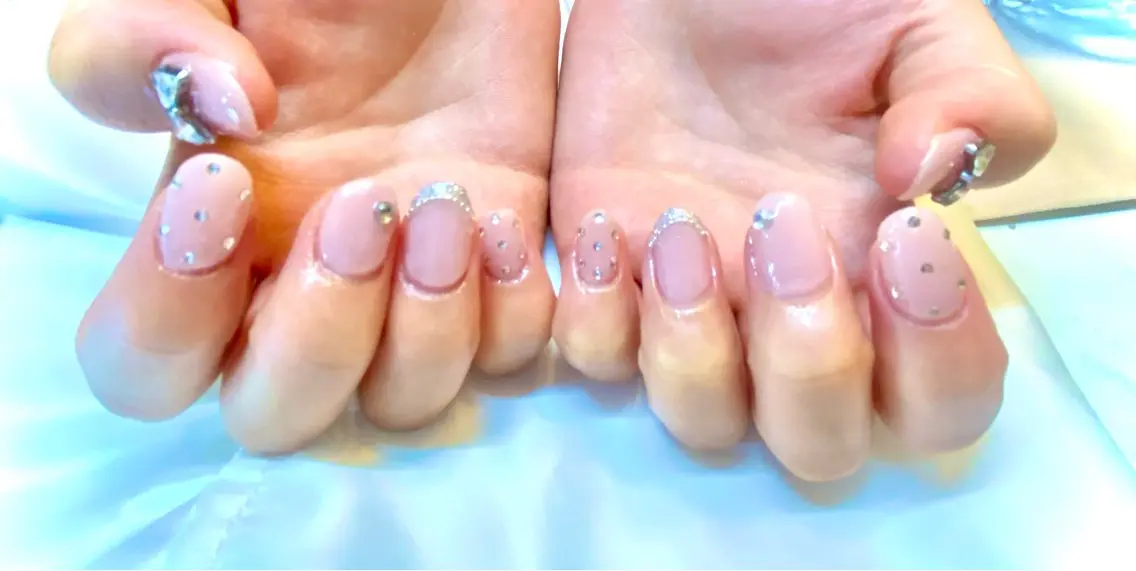 ネイル キラキラネイル ピンク ハンドネイル Rafinesse Miwaのネイルデザイン