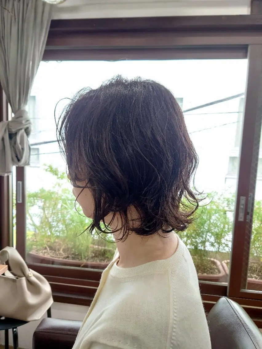ミディアム ミディアムパーマ ボブ レイヤーカット カット パーマ 【pejite】 小沼 勇貴のヘアスタイル