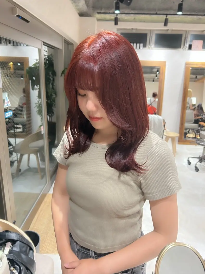 セミロング カラー ブリーチ カシス ブリーチなしカラー 🎀レイヤー・艶カラ ー🎀YUMEKAのヘアスタイル