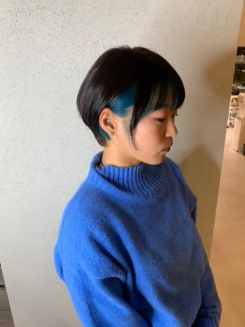 ショート カラー 山崎 誠人のヘアスタイル