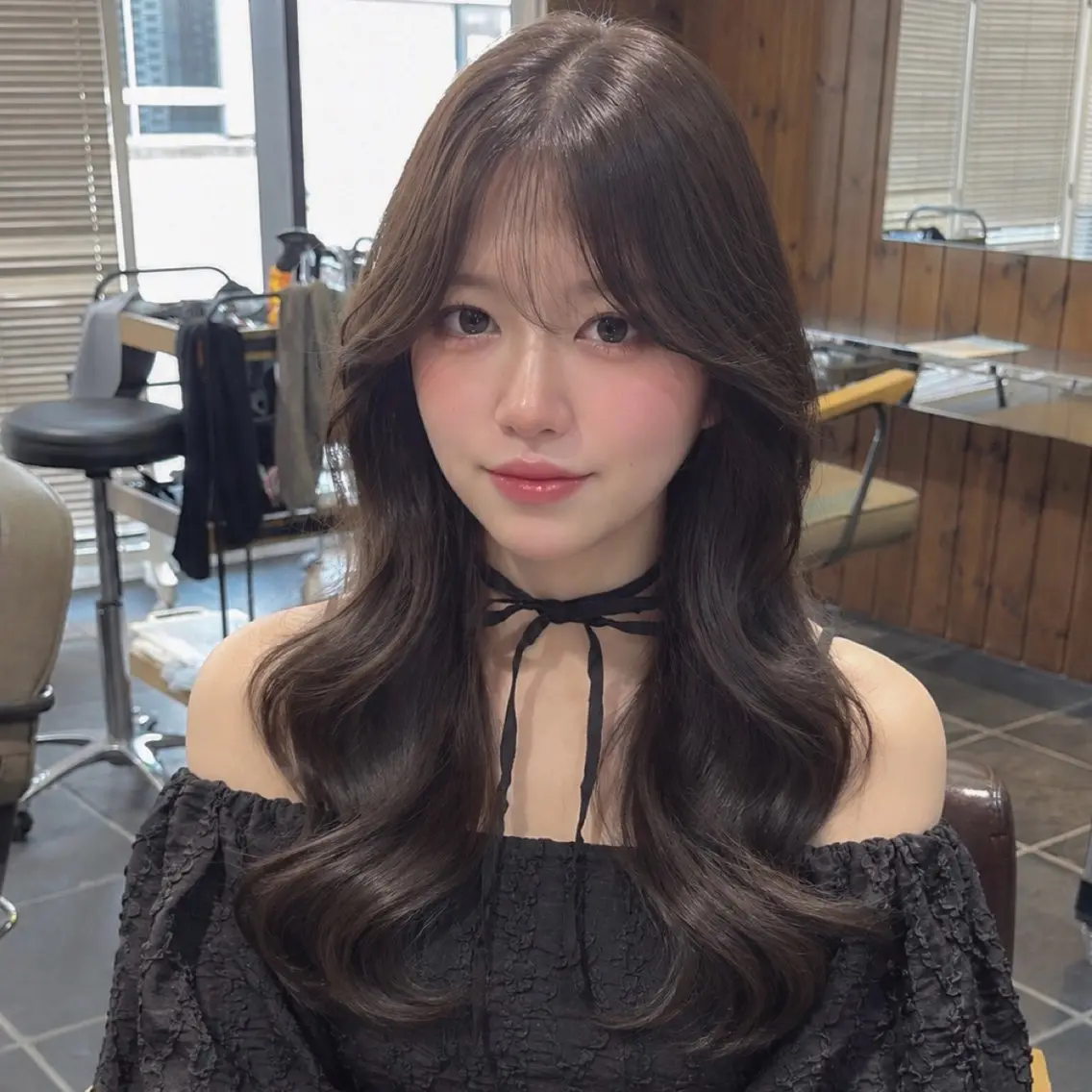 ロング 韓国風ヘア レイヤーカット シースルーバング ruen大分駅店/ chitoseのヘアスタイル