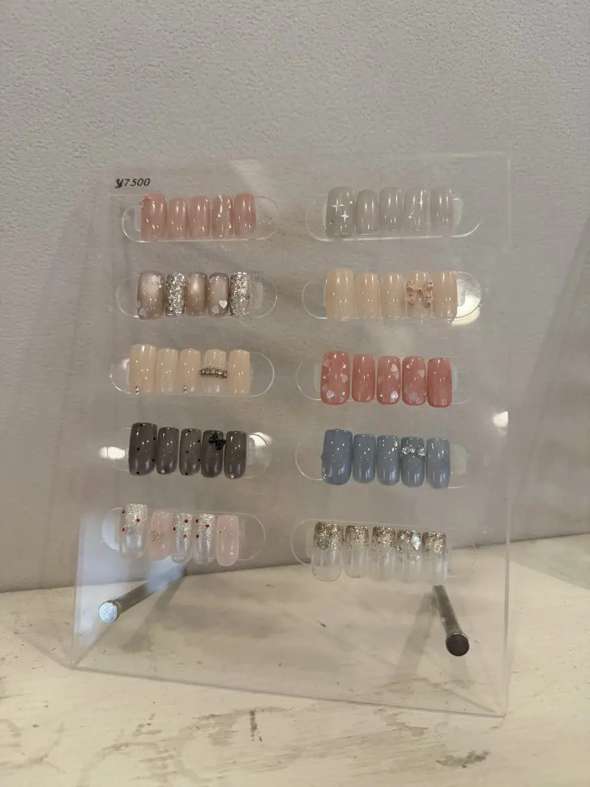 ネイル ハンドネイル 中村 結菜のネイルデザイン