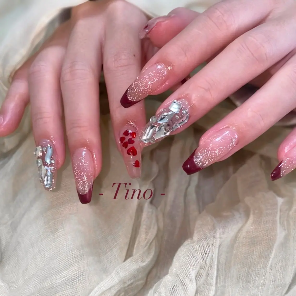 ネイル ボルドー フラッシュネイル フレンチネイル バレンタイン ハンドネイル nailsalon - Tino -のネイルデザイン