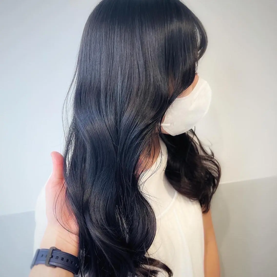 ロング カラー 韓国風カラー くびれヘア 顔周りカット 髪質改善 ヨシンモリ カット ヘアカラー トリートメント TAKUMI 【美髪特化】のヘアスタイル