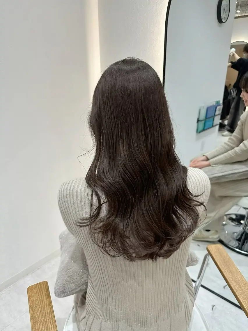 ロング カラー アッシュ ベージュカラー ブラウンカラー 透明感カラー グレージュ 福田 れん/個室 ReFa認定サロンのヘアスタイル