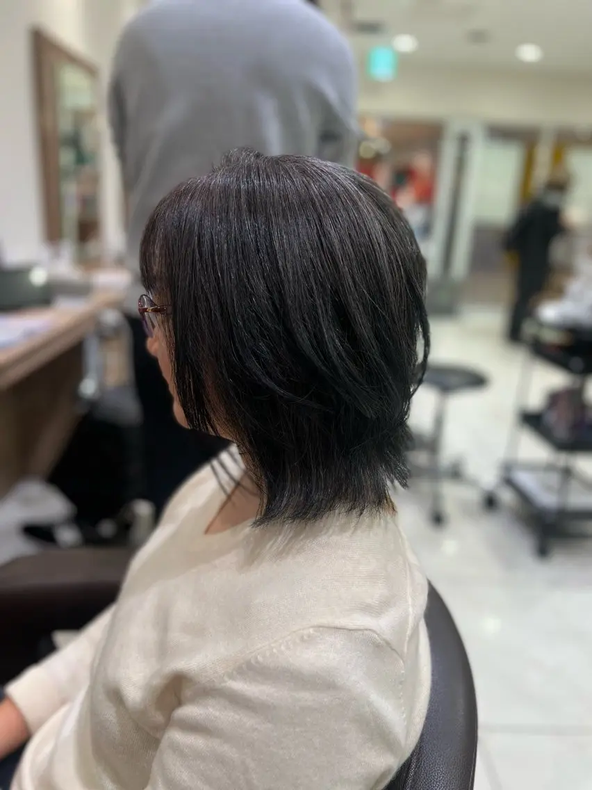 セミロング 中森 玲菜のヘアスタイル
