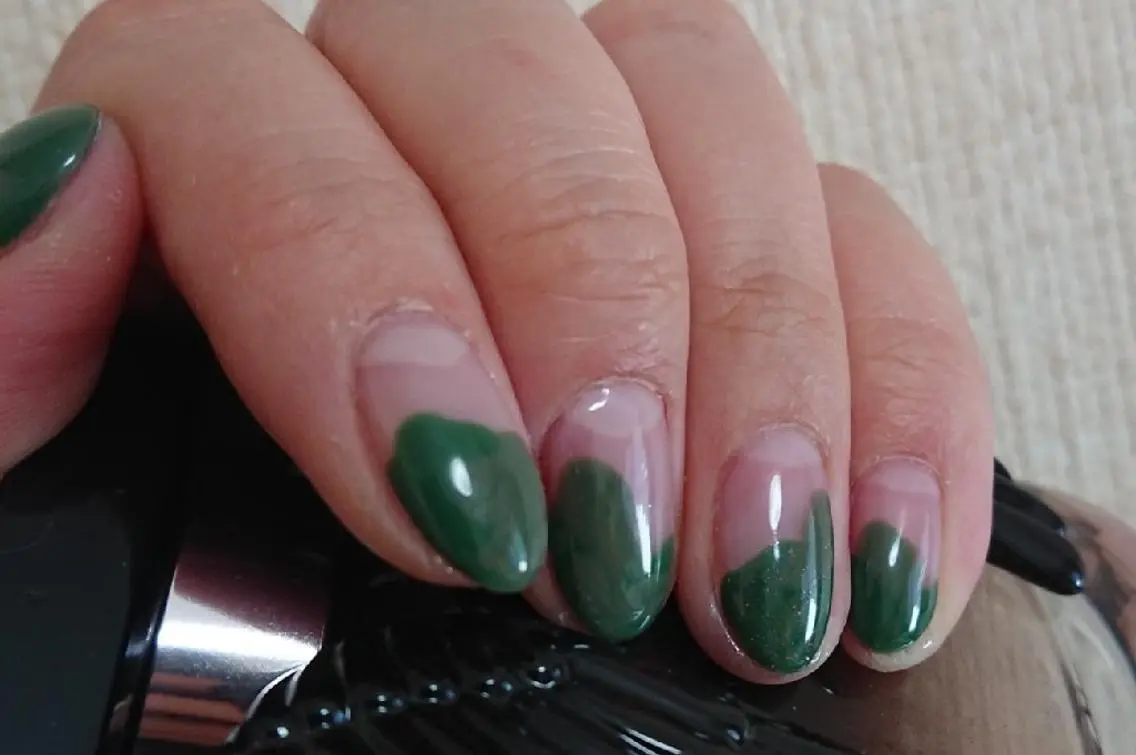 ネイル グリーン Lilith Nailのネイルデザイン