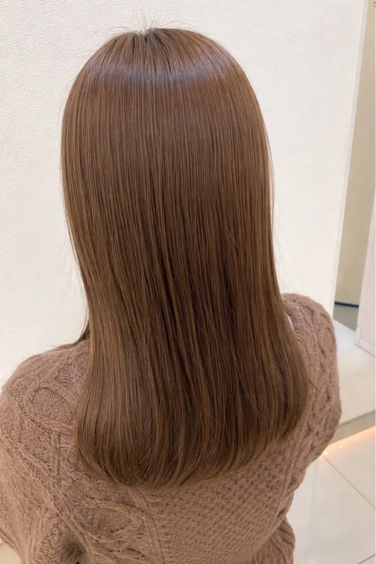 セミロング カラー カット ヘアカラー トリートメント ゆめ ベージュカラーのヘアスタイル