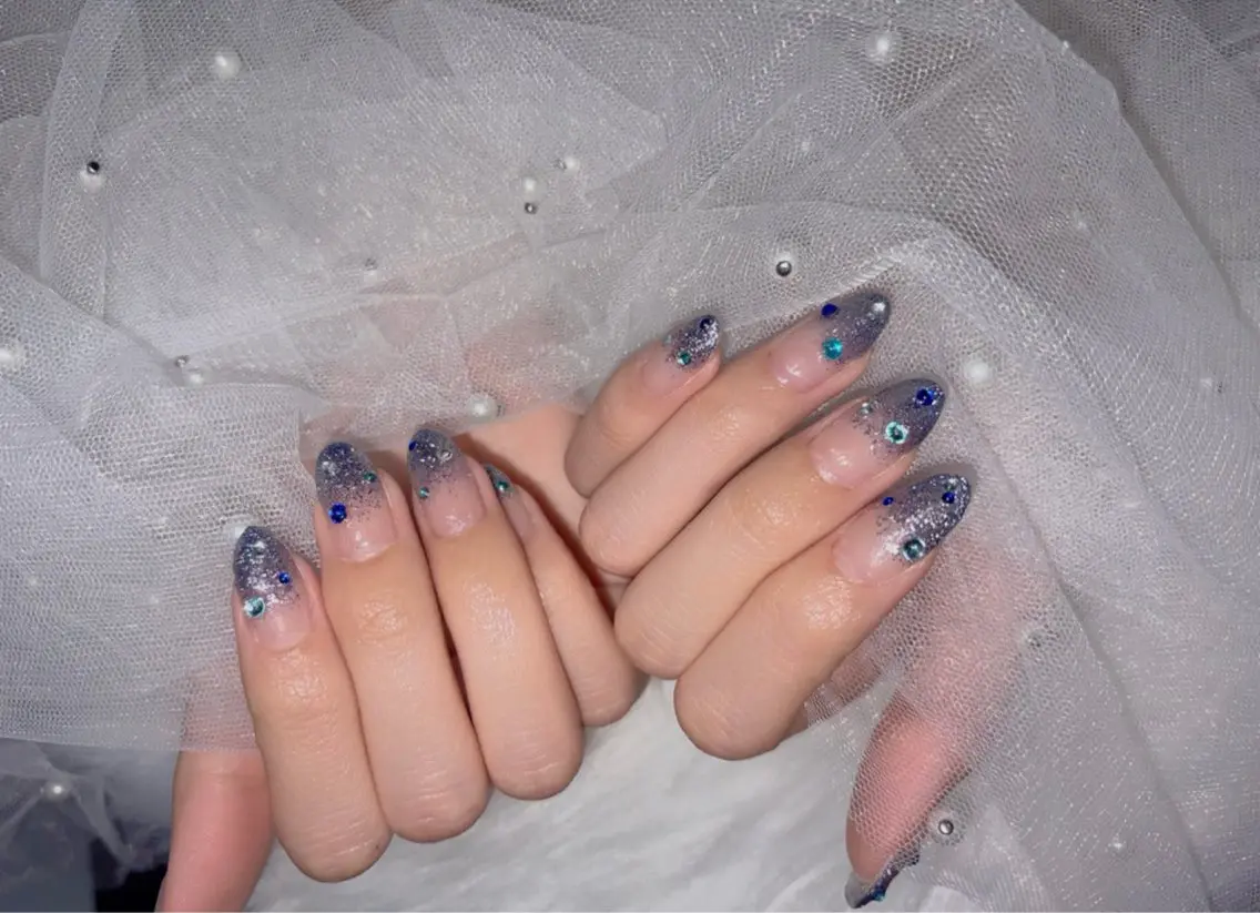 💎ストーン付け放題 💎の写真