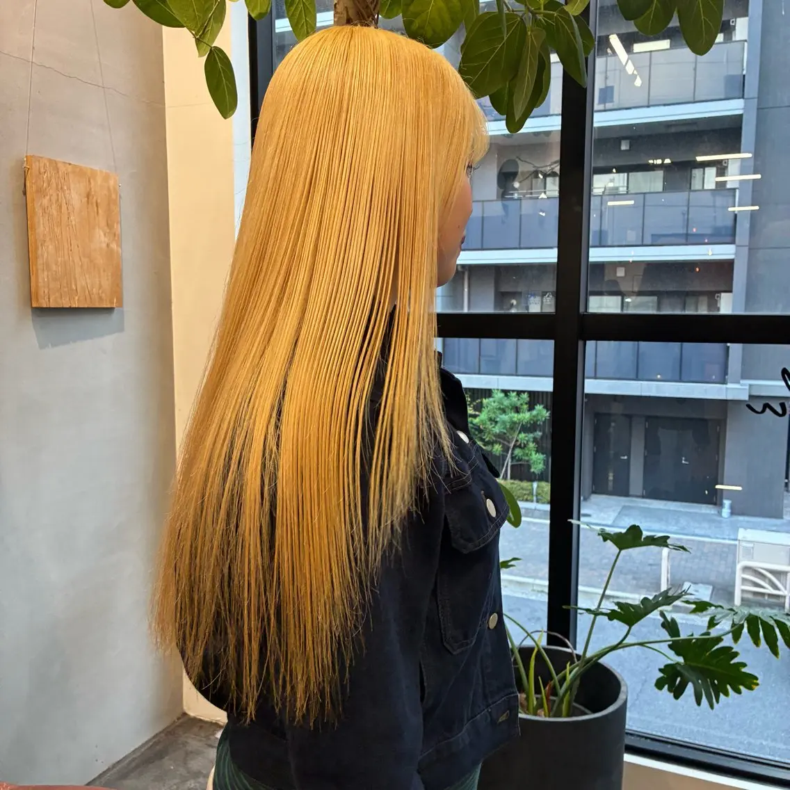 酸性ストレート➕aujuaトリートメント ブリーチ毛メニューの写真
