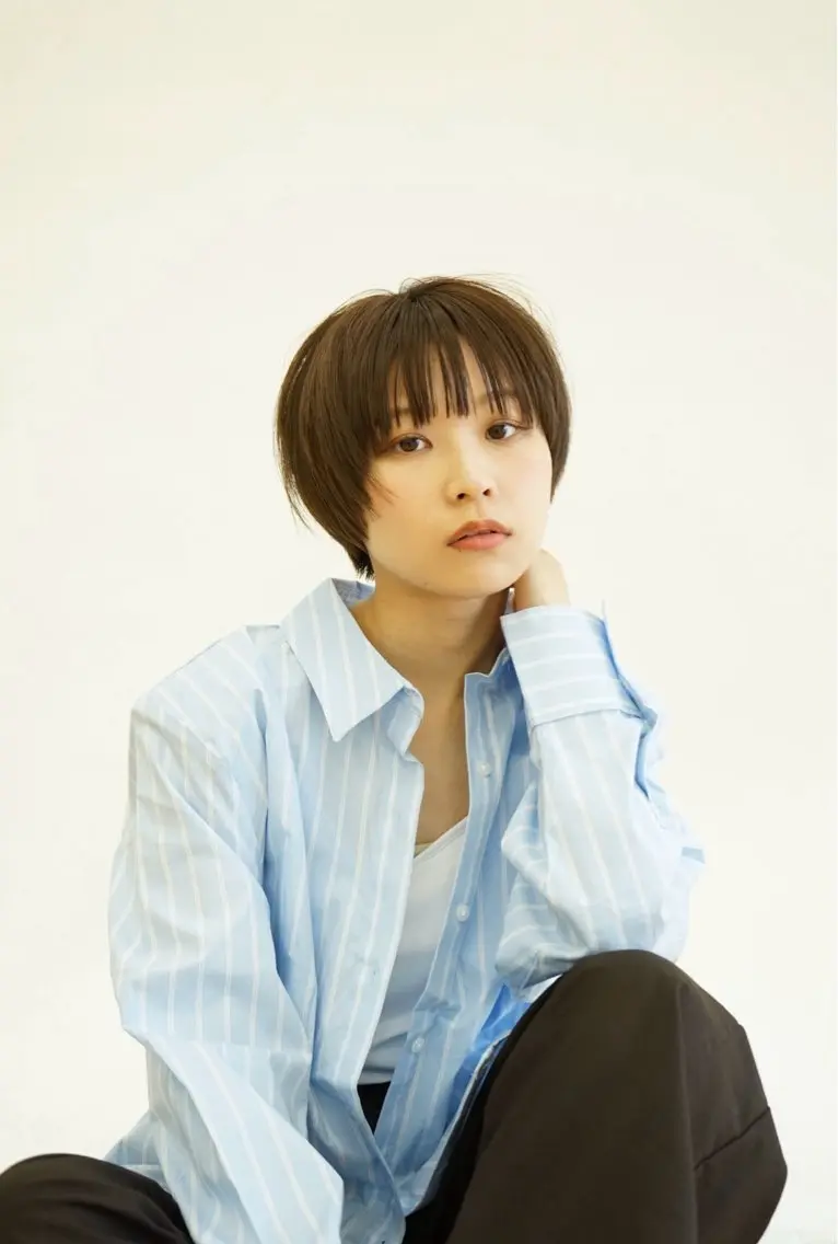 ショート 金 春江のヘアスタイル