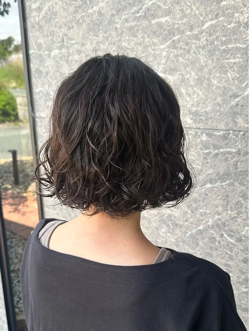 ショート パーマ ボブ カット パーマ トリートメント 🫧鈴木 遥夏🫧のヘアスタイル