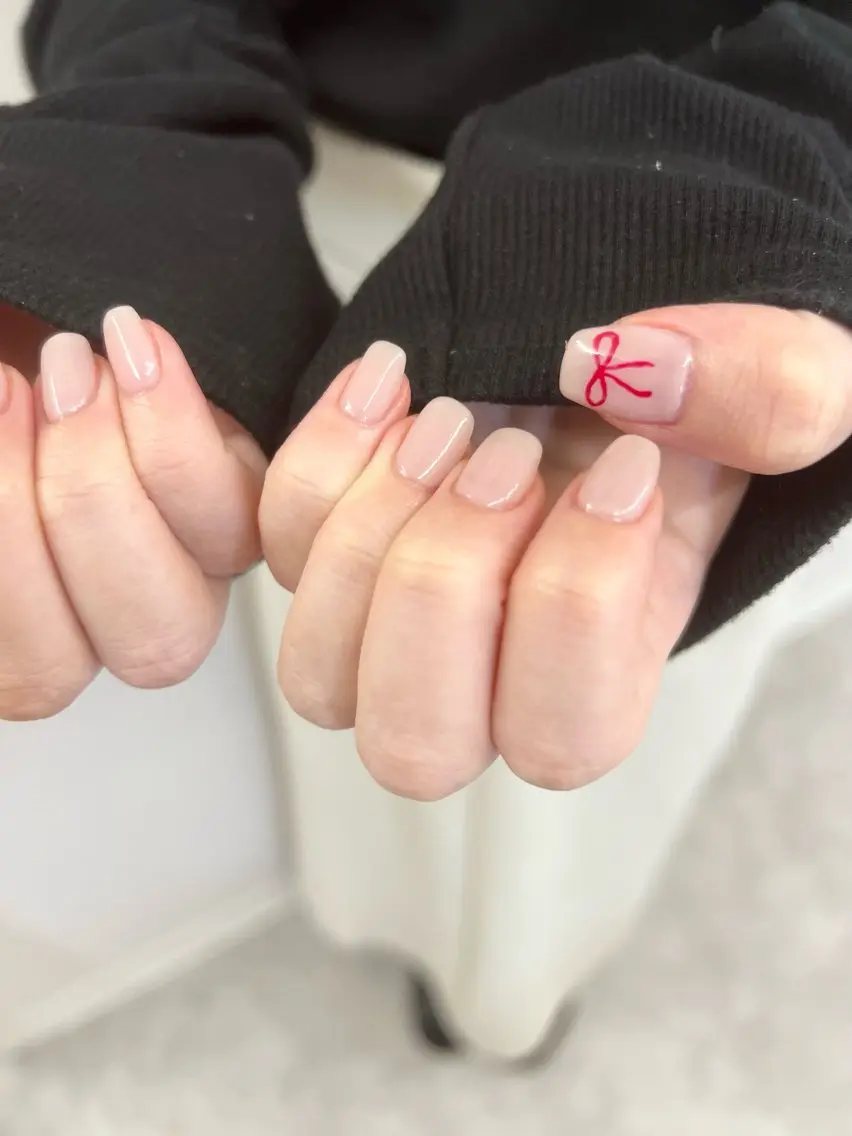 ネイル アートネイル オーロラネイル ジェルネイル ニュアンスネイル ワンカラーネイル ハンドネイル ハンドケア Bana_ Nailのネイルデザイン