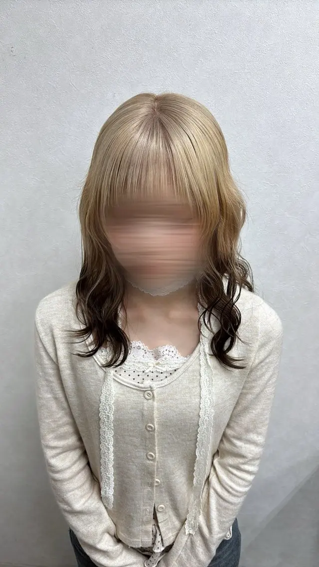 セミロング カラー ブリーチ ヘアカラー トリートメント ブリーチカラー🎀 Himariのヘアスタイル