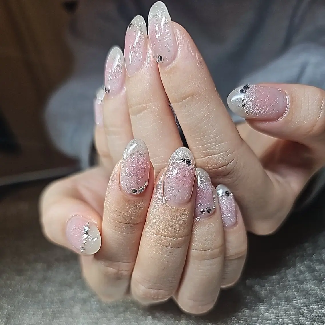 ネイル チークネイル マグネットネイル salon de  Princessのネイルデザイン