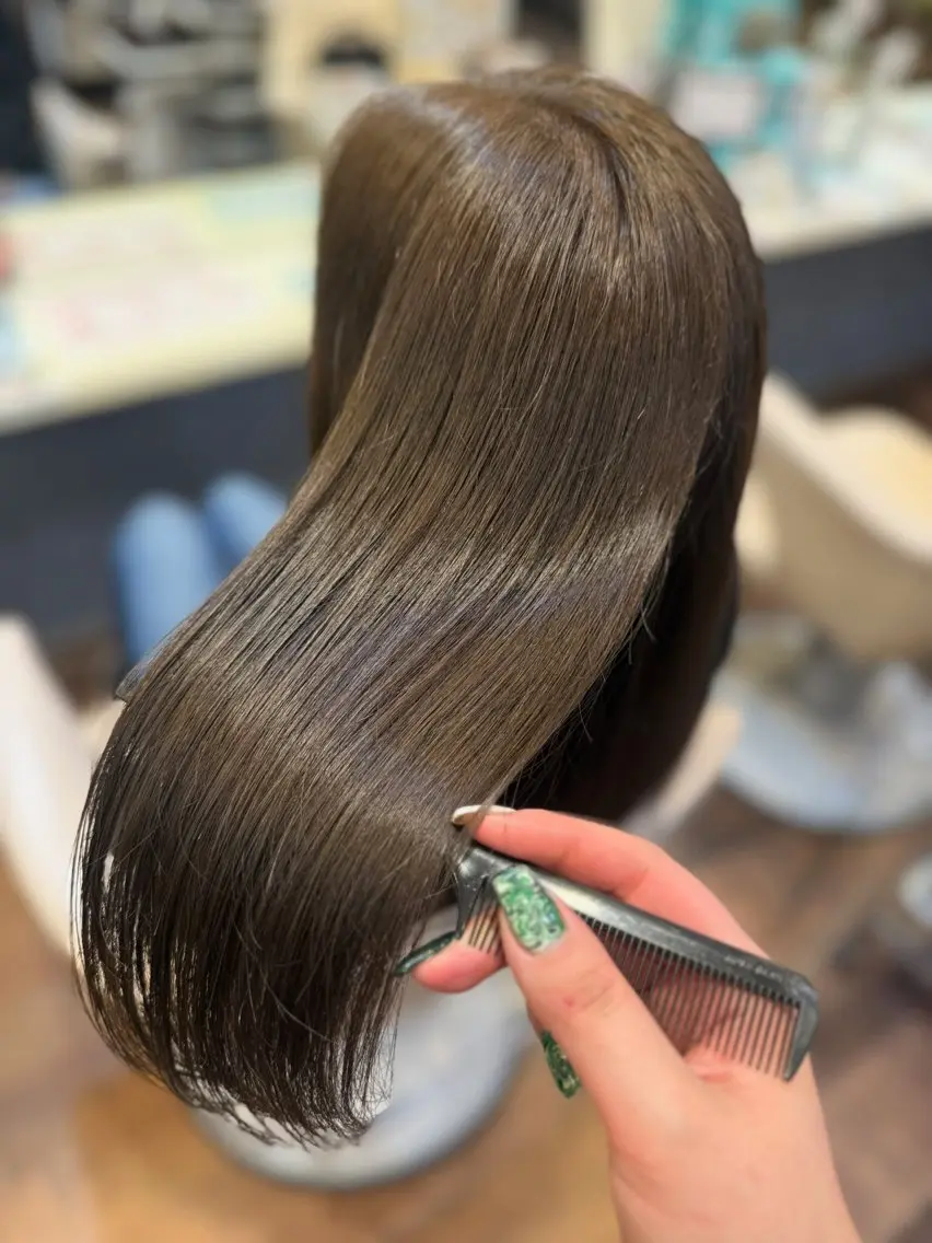 セミロング カット ヘアカラー Olive 南森町店 酸性縮毛矯正のヘアスタイル
