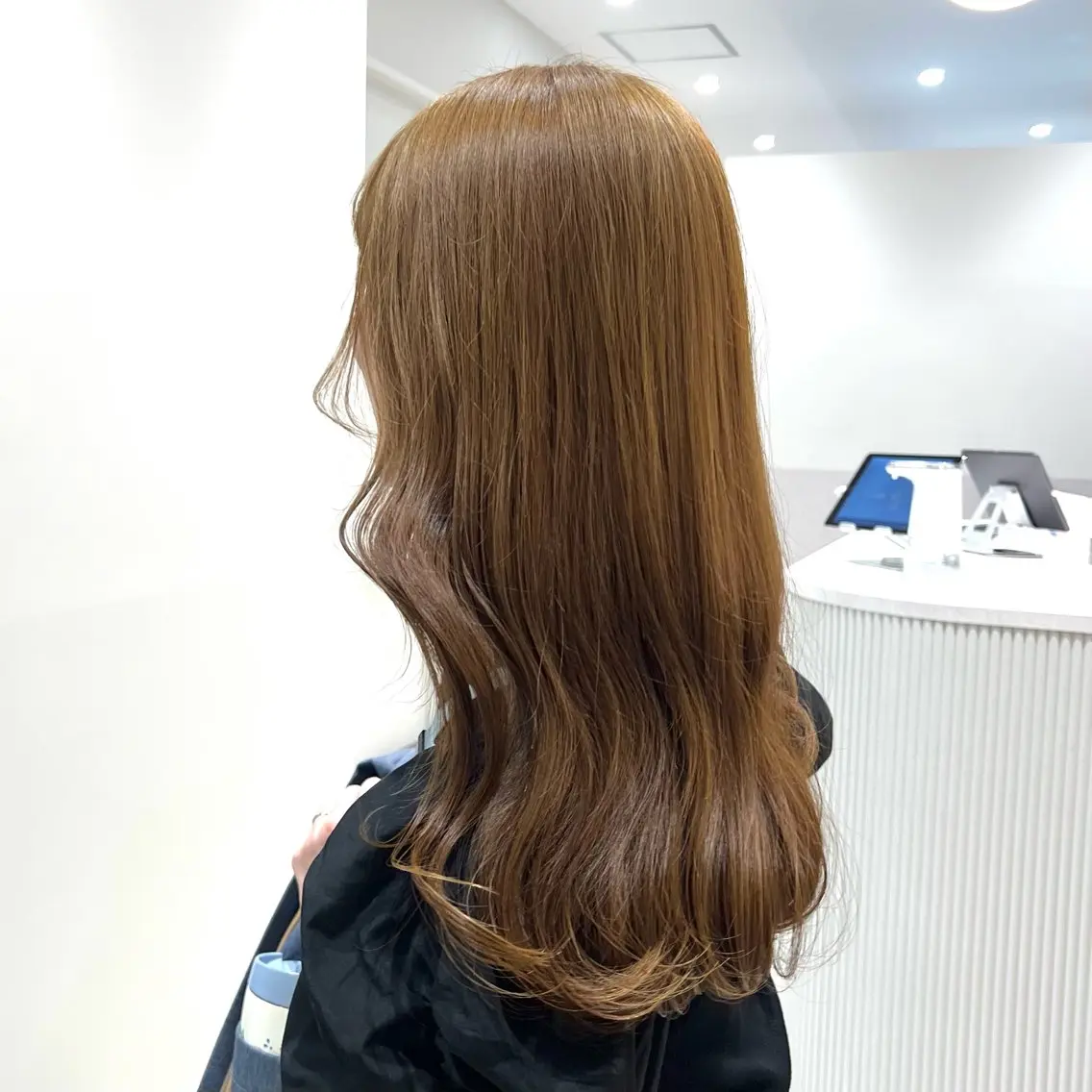 ロング カラー 🩵ブリーチカラー MIORI🩵のヘアスタイル