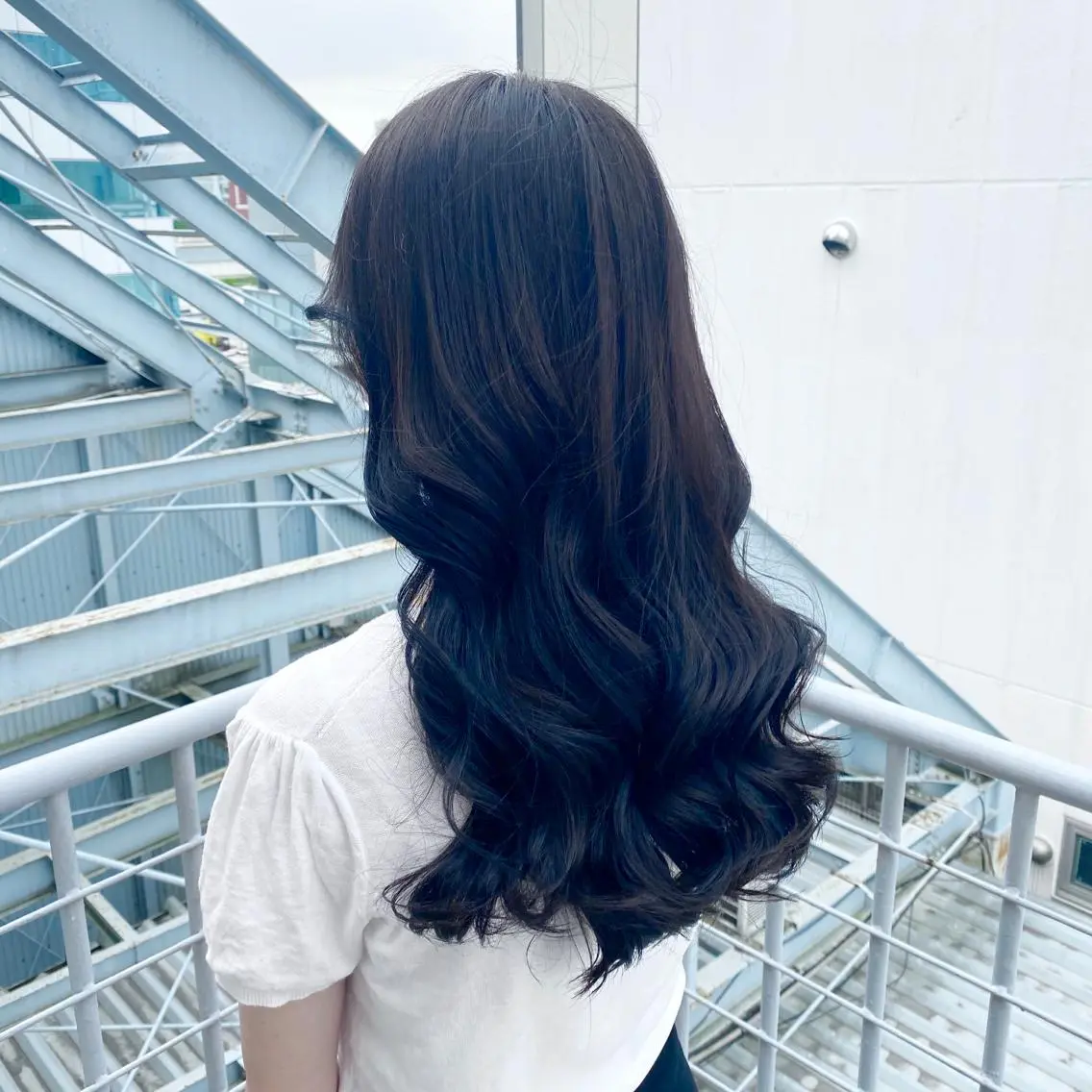 ロング カラー 🩵ブリーチカラー MIORI🩵のヘアスタイル
