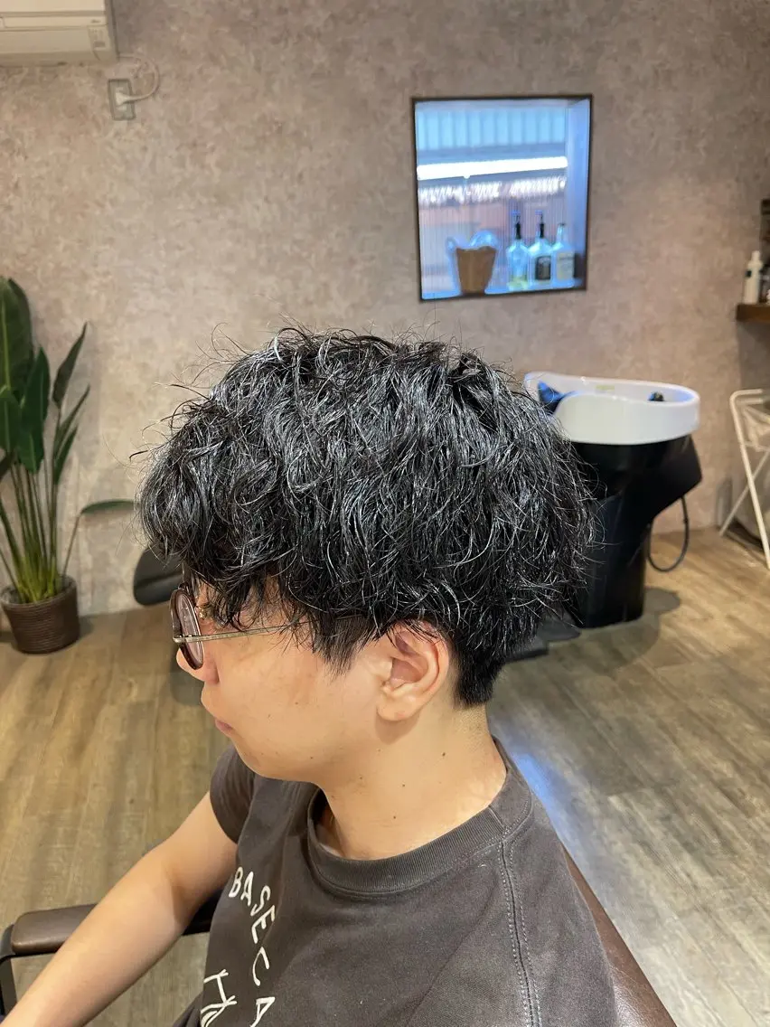 ショート パーマ メンズ 田中 識啓のヘアスタイル