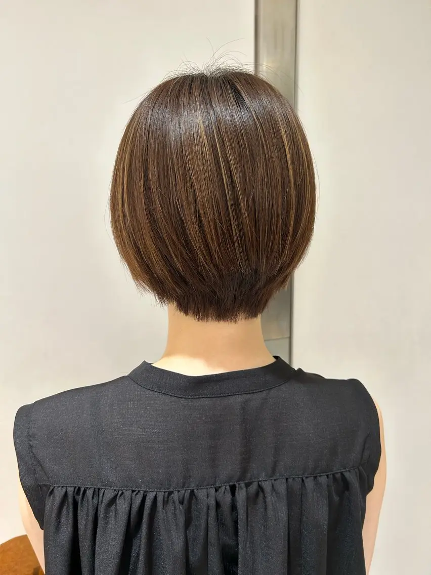 ショート 韓国っぽ水光肌カラー マンツーマン🫧なおのヘアスタイル