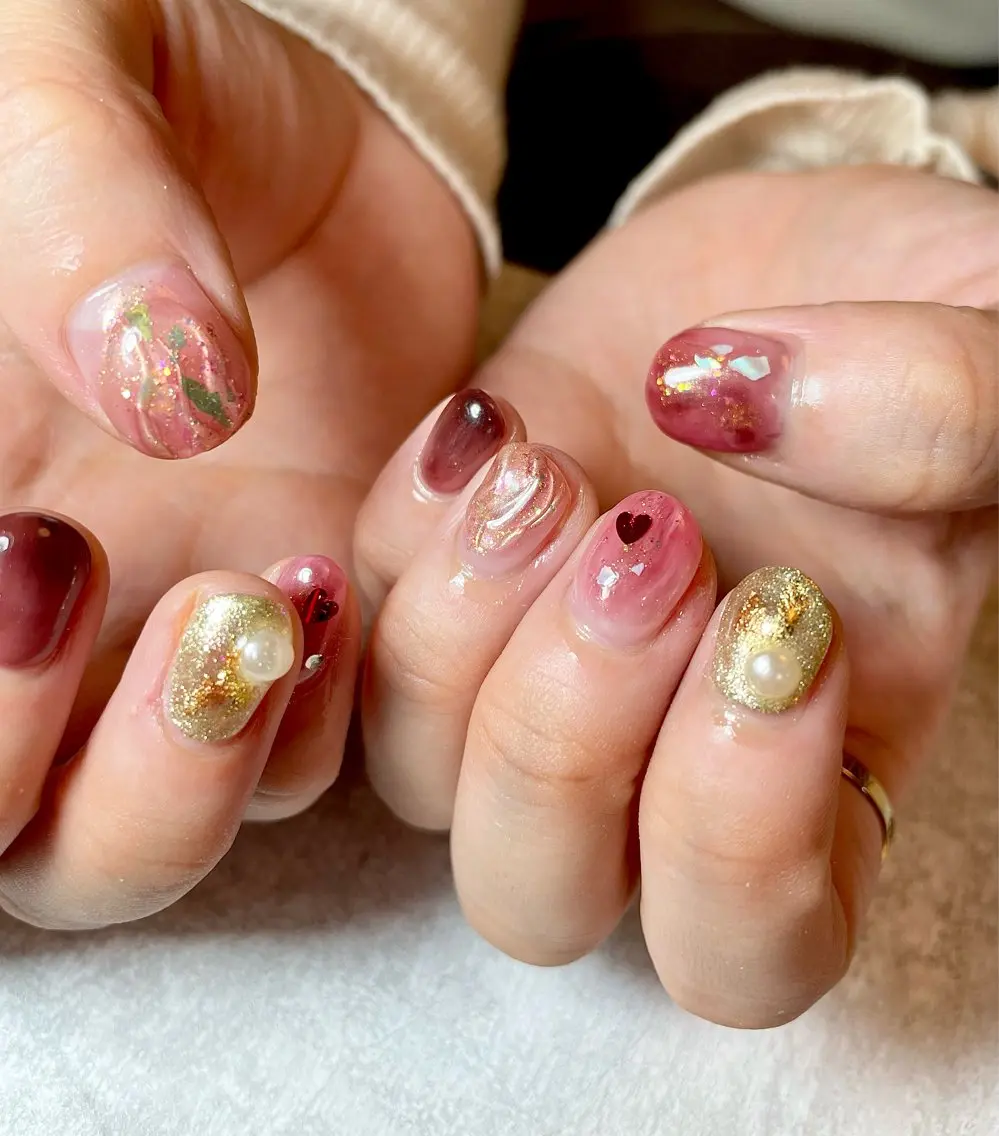 ネイル 持ち込み ニュアンスネイル バレンタイン nana .のネイルデザイン