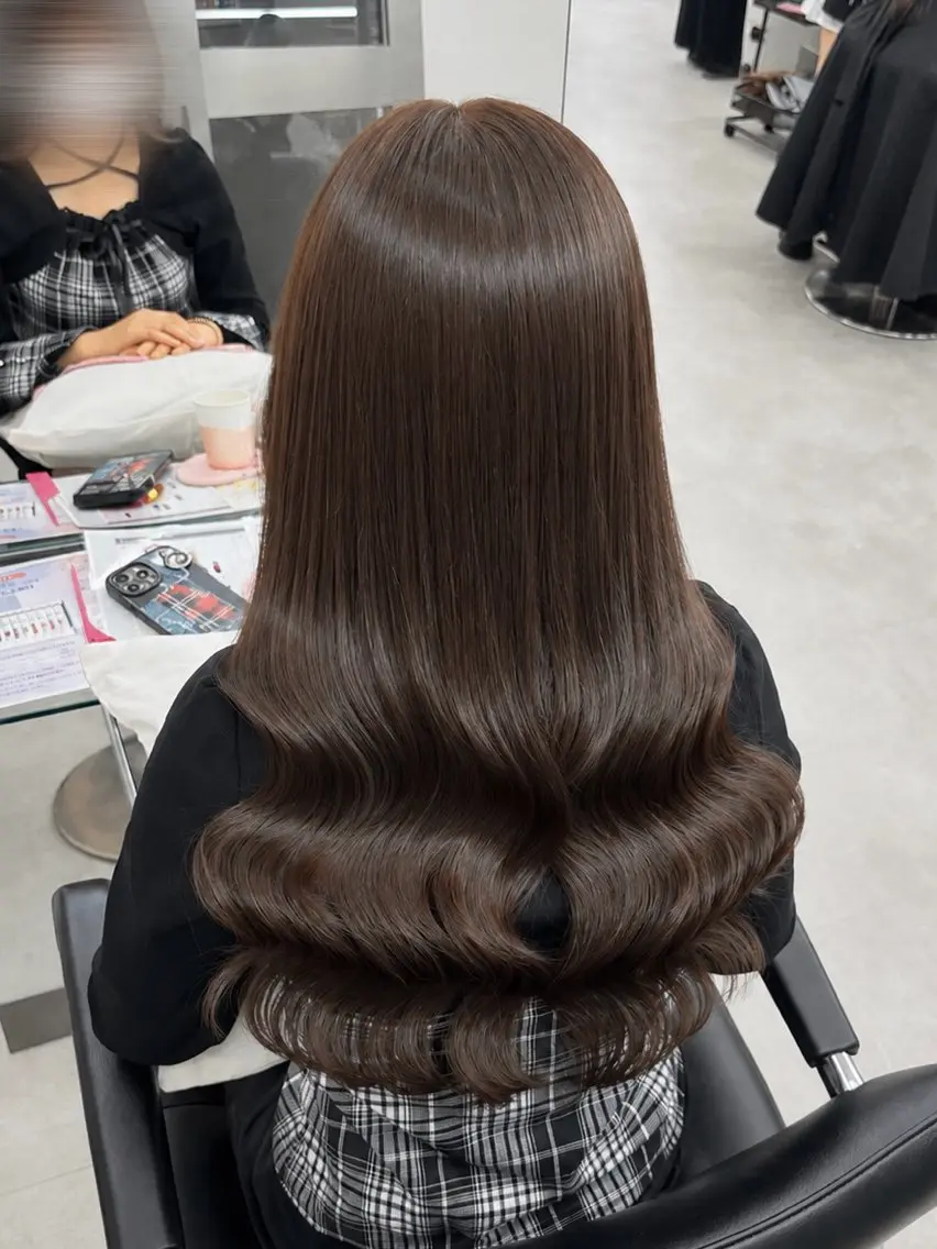ロング カラー ヘアアレンジ メンズ カット ヘアカラー トリートメント エクステ ヘアセット 羽エク指名No1✨️ シールエク🌙しぇるのヘアスタイル