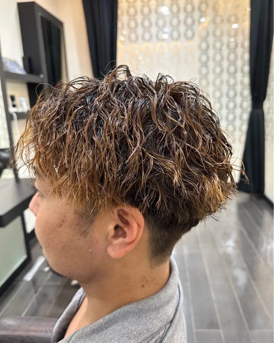 パーマ メンズ ナチュラルヘア 神田一瑳のヘアスタイル