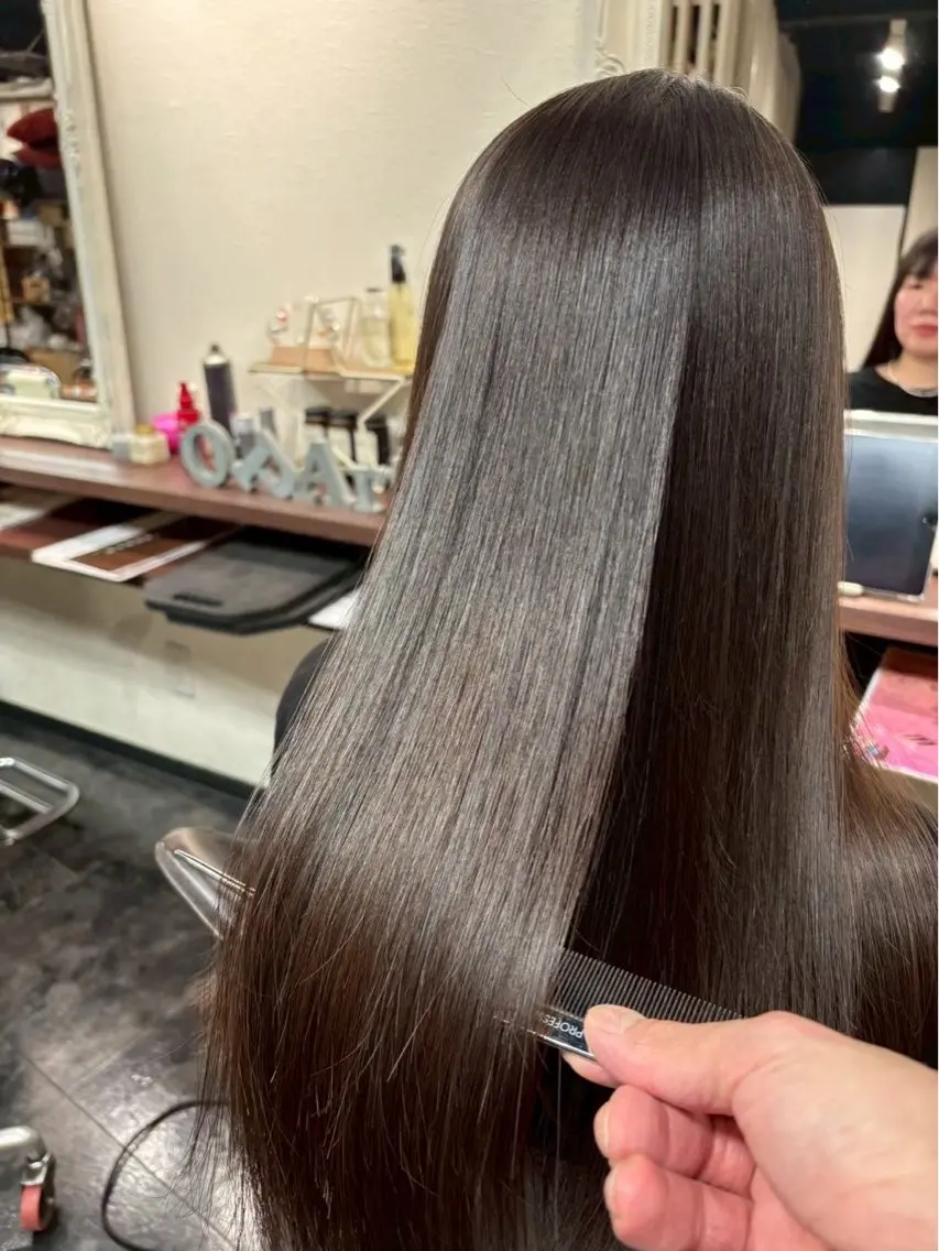 ロング カラー ヘアカラー 梅野 巧成のヘアスタイル
