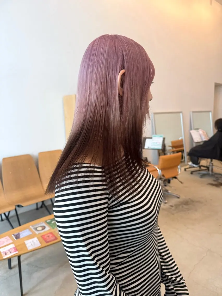セミロング ヘアカラー KEYMAN MEGUMIのヘアスタイル