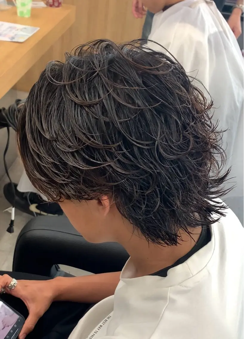 ショート メンズ メンズパーマ トリートメント ヘッドスパ ヘアセット 🔥ニュアンス フェザー小林海斗🔥のヘアスタイル