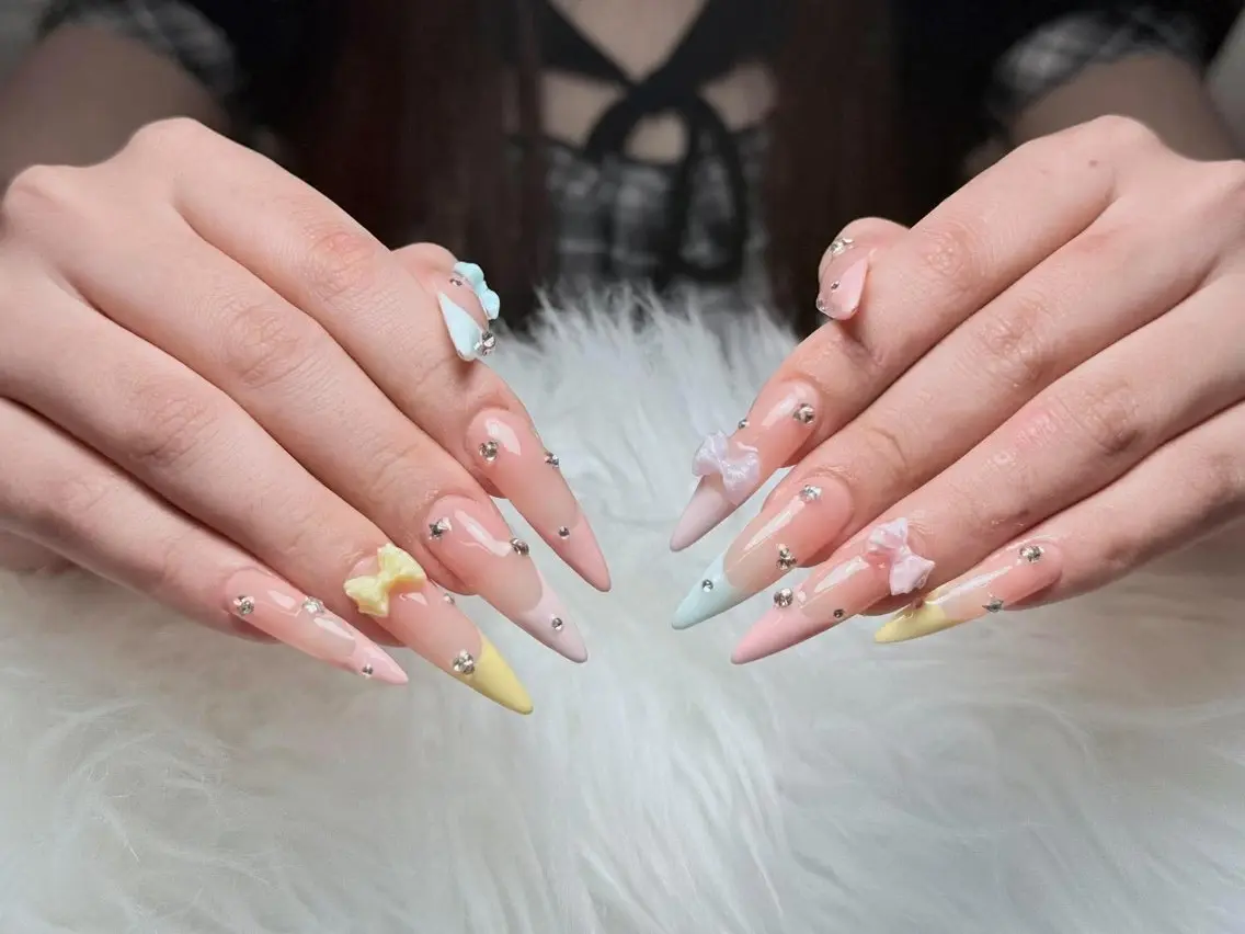 ネイル ブラウン 韓国ネイル マグネットネイル ニュアンスネイル オフィスネイル ハンドネイル Squen Nail shinjukuのネイルデザイン