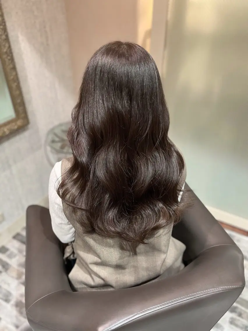 ロング 'AXIS 栄 Konomiのヘアスタイル