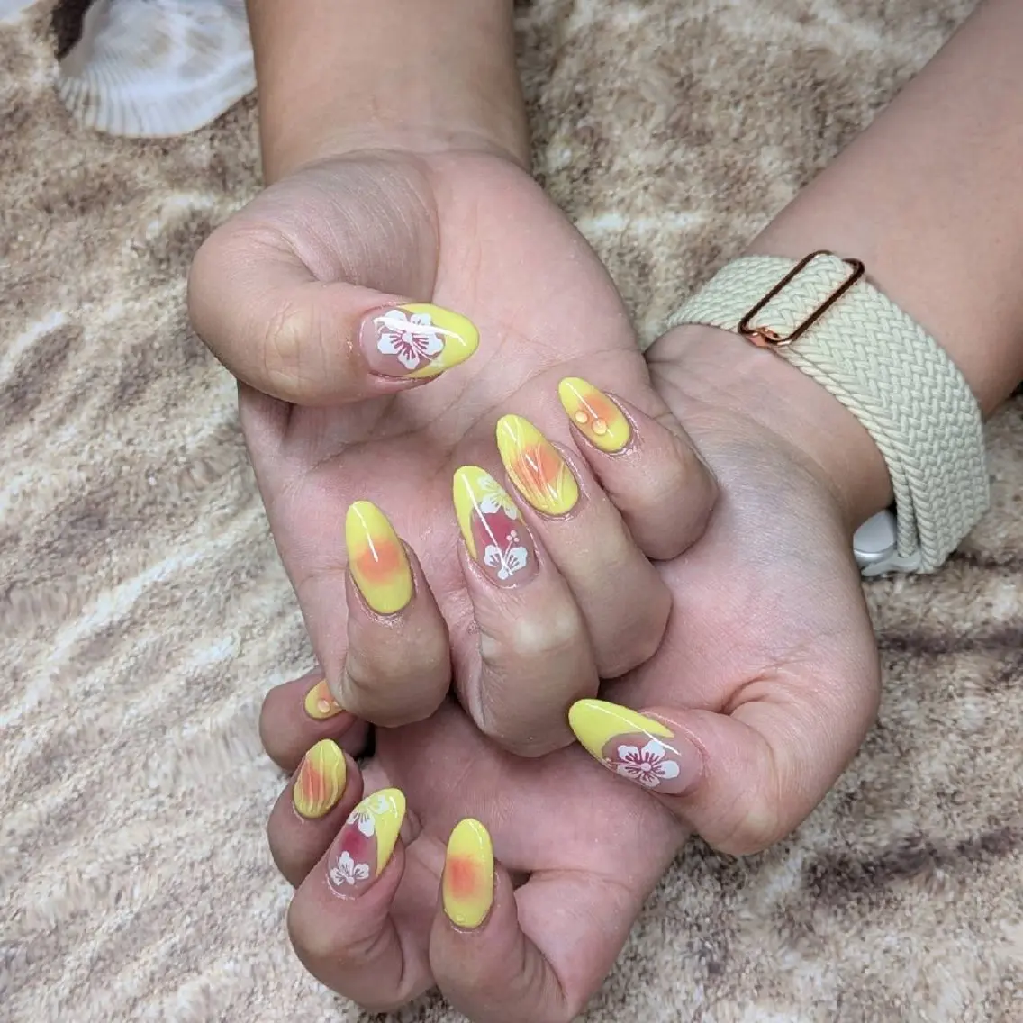 ネイル ハンドネイル ネイルサロンベルティ .keikoのネイルデザイン