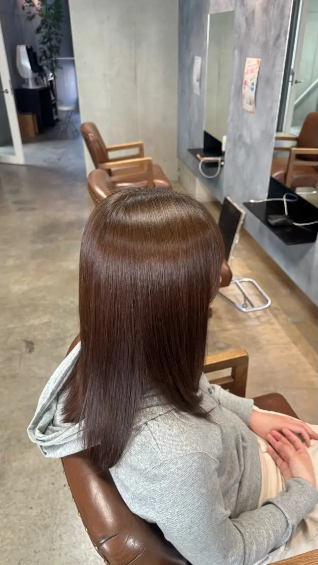 セミロング カラー ヘアカラー 池上 龍のヘアスタイル