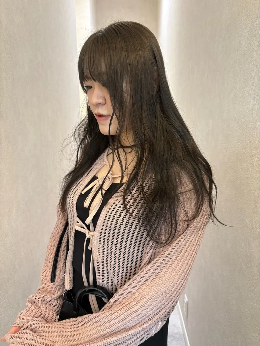ロング カラー 顔周りカット レイヤーカット カット ヘアカラー レイヤー/艶カラー/ 前橋/渋川竜希のヘアスタイル