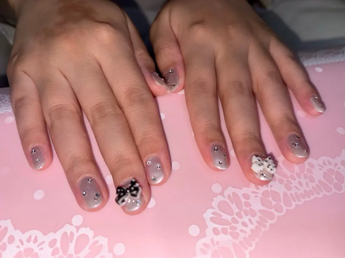 ネイル VENUSBELT しま🐆のネイルデザイン