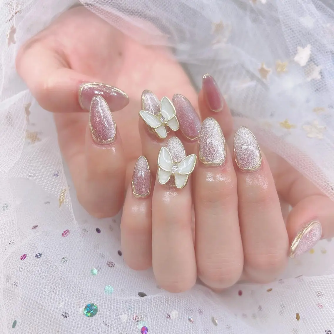 ネイル ハンドネイル 🦋ネイルサロン ブラン🌈ゆりのネイルデザイン