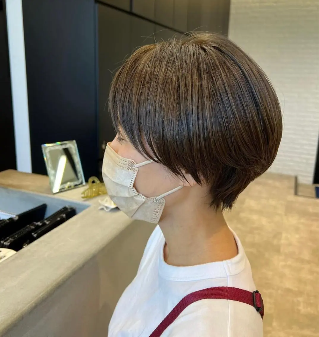 ショート 平川 夏海のヘアスタイル